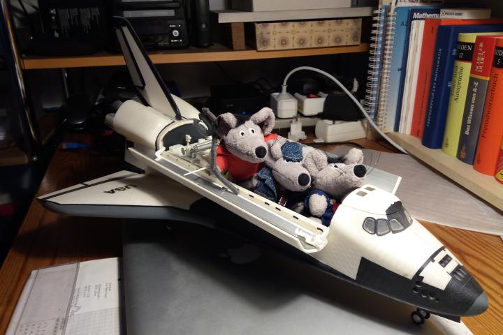 Space shuttle