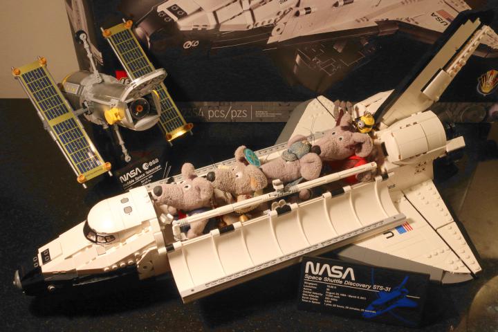 Lego Shuttle